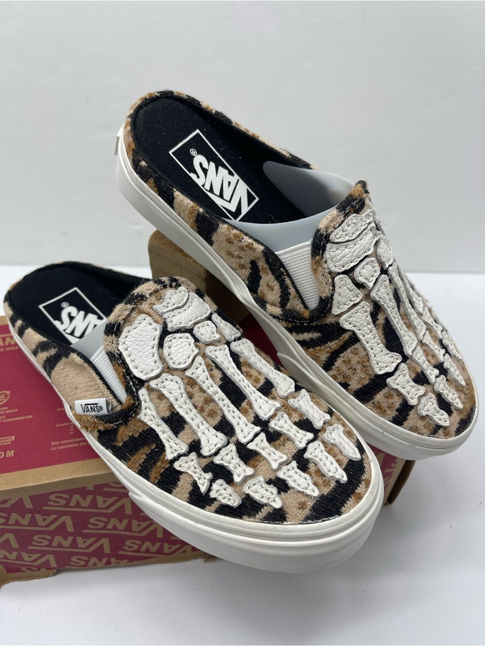 Vans Classic Slipo Mules 
Hazy Bones Blanc De Blanc
VN0A4P3UJVY Mulle Sneakers - Picture 5 of 15